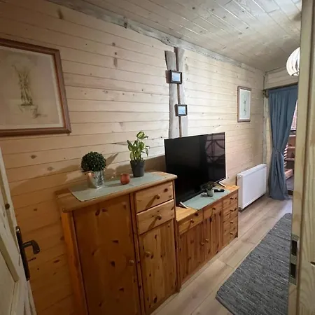 Ega, Gospoda Pod Strzecha Farm stay